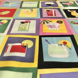 ALEXANDER HENRY ALEXANDER HENRY USA674 cocktails 50cm×110cm幅 輸入生地 USAコットン メーカー直送 代引不可 北海道沖縄離島不可