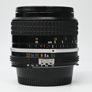 Nikon 中古 Ai 28mm F3.5 1869625 Aランク