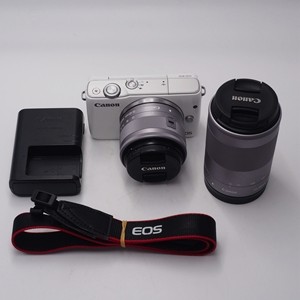 Canon 中古 EOS M10 ホワイト ダブルレンズキット 251041001405/400210002848/380211000641 Bランク