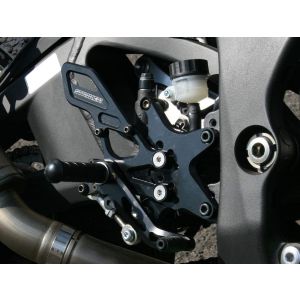 ストライカー ストライカー SS-AA2137B スペシャルステップキット ブラック ZX-10R ABS 11-15