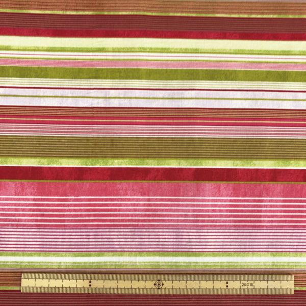  Henry Glass& Co. Henry Glass& Co. USA200 LOVE IN BLOOM 100cm×110cm幅 輸入生地 USAコットン 直送 代引不可 北海道沖縄離島不可