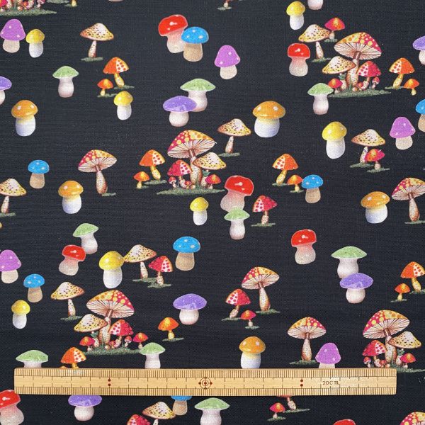  michael miller michael miller USA1270 KITSCHY MUSHROOMS 50cm×110cm メーカー直送 代引不可 北海道沖縄離島不可