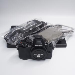 OLYMPUS 中古 OM-D E-M10 ボディ ブラック V5NF76739 Aランク