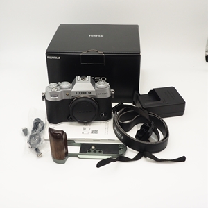 FUJIFILM 中古 X-T50 シルバー ボディ 4C000130 Aランク