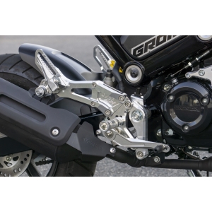 オーヴァーレーシング OVER RACING オーヴァーレーシング 51-223-51 バックステップ 4POS タンデム付 シルバー GROM