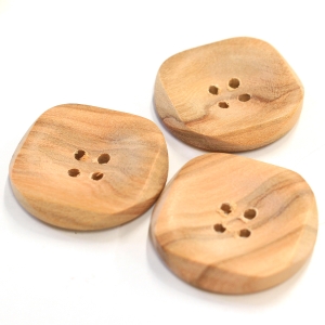 日本紐釦貿易 Nippon Chuko NBK オリーブボタン 30mm 3個 CG1227 日本紐釦貿易